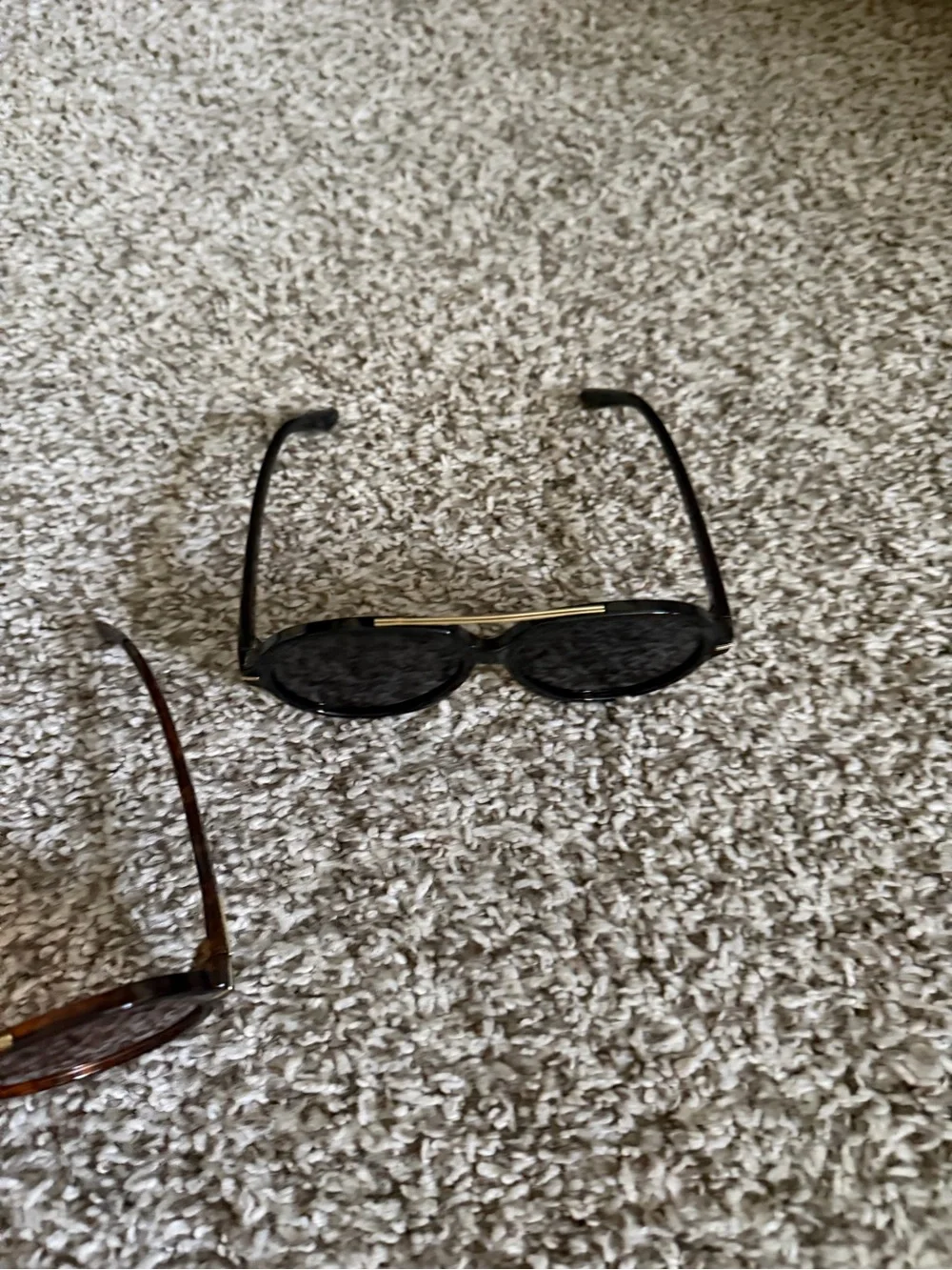 Tortoiseshell and Black Round Sunglasses Duo - Classic Look